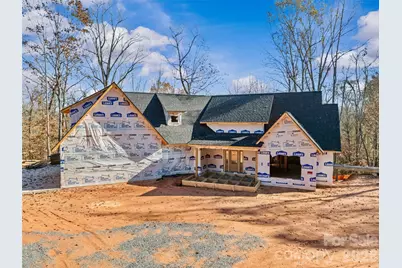 1063 Rolling Park Lane, Fort Mill, SC 29715 - Photo 2