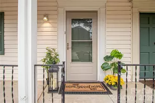 8839 Hunter Ridge Dr, Charlotte, NC 28226 - Photo 2