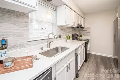 8839 Hunter Ridge Drive, Charlotte, NC 28226 - Photo 12