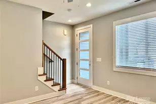 13038 John Bostar Ln, Charlotte, NC 28215 - Photo 16