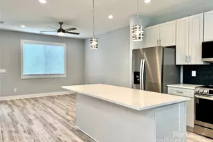 13038 John Bostar Ln, Charlotte, NC 28215 - Photo 10