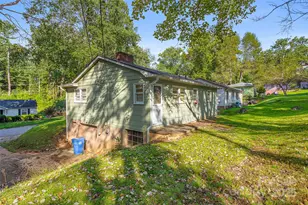 16 Melbourne Pl, Asheville, NC 28801 - Photo 6