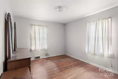 16 Melbourne Place, Asheville, NC 28801 - Photo 14