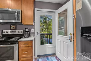 265 Dameron Dr, Blowing Rock, NC 28605 - Photo 8