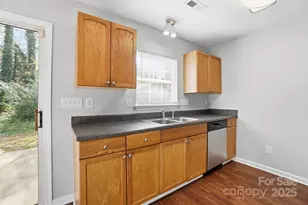 3424 Kelsey Emma Ct, Charlotte, NC 28269 - Photo 18