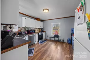 108 Sunwood Ct, Statesville, NC 28625 - Photo 8