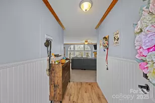 108 Sunwood Ct, Statesville, NC 28625 - Photo 2