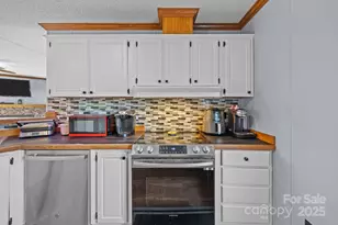 108 Sunwood Ct, Statesville, NC 28625 - Photo 12