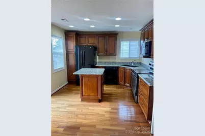 3823 Thomas Ridge Drive, Charlotte, NC 28269 - Photo 18