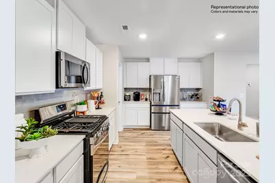 163 Rock Avenue, Statesville, NC 28625 - Photo 6