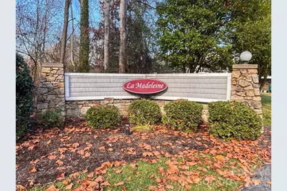 1011 21st Avenue NE, Hickory, NC 28601 - Photo 32