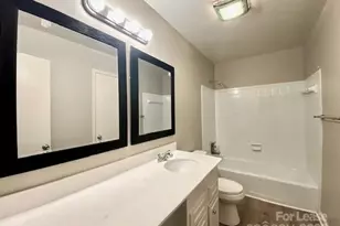 2106 Wellwood Cir, Charlotte, NC 28212 - Photo 6