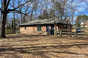 2106 Wellwood Cir, Charlotte, NC 28212 - Photo 2