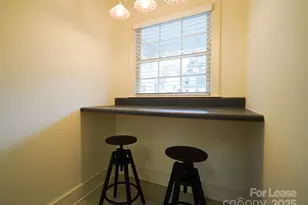 179 N Canterbury Rd, Charlotte, NC 28211 - Photo 8