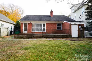 179 N Canterbury Rd, Charlotte, NC 28211 - Photo 2