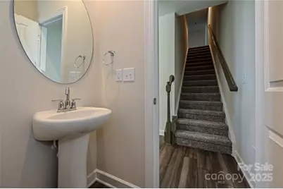 8041 Hidden Springs Trail, Charlotte, NC 28216 - Photo 6