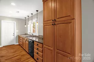 438 Valley Meade Dr, Kernersville, NC 27284 - Photo 14