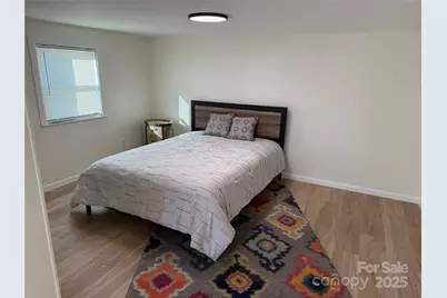 401 Bradshaw Avenue, Hendersonville, NC 28792 - Photo 26