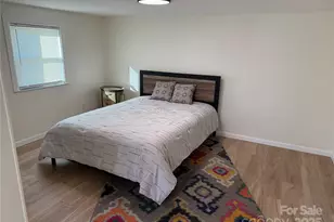 401 Bradshaw Ave, Hendersonville, NC 28792 - Photo 26