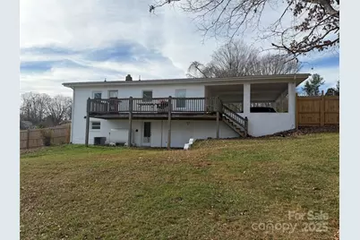 401 Bradshaw Avenue, Hendersonville, NC 28792 - Photo 36