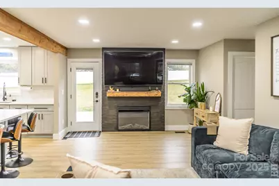 1827 Kincaid Court, Hickory, NC 28602 - Photo 8