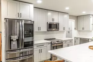 1827 Kincaid Ct, Hickory, NC 28602 - Photo 14