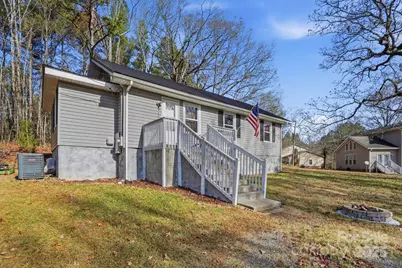 910 Roosevelt Street, Badin, NC 28009 - Photo 2