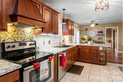 39 Kirkland Drive, Asheville, NC 28805 - Photo 10