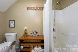 39 Kirkland Dr, Asheville, NC 28805 - Photo 24