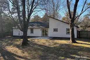 7401 Sheffingdell Dr, Charlotte, NC 28226 - Photo 34