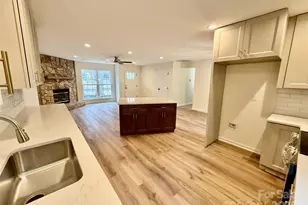 7401 Sheffingdell Dr, Charlotte, NC 28226 - Photo 8