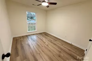 7401 Sheffingdell Dr, Charlotte, NC 28226 - Photo 20