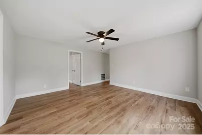 702 N 9th Street, Bessemer City, NC 28016 - Photo 16