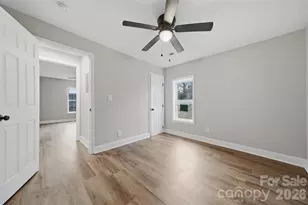 702 N 9th St, Bessemer City, NC 28016 - Photo 28