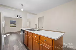 1901 Murray Rd, Canton, NC 28716 - Photo 10