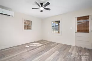 1901 Murray Rd, Canton, NC 28716 - Photo 8