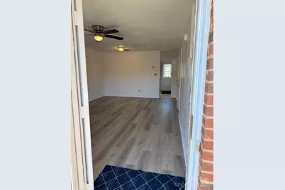 1092 22nd Street NE #105, Hickory, NC 28601 - Photo 2