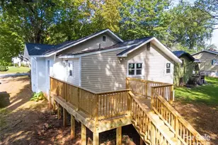 137 Woodlawn Dr, Statesville, NC 28677 - Photo 4