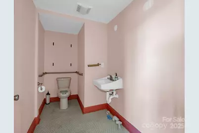 101 E First Street, Lowell, NC 28098 - Photo 26