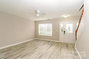 421 Peachtree Rd, Charlotte, NC 28216 - Photo 4