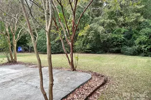 8619 Dennington Grove Ln, Charlotte, NC 28277 - Photo 2