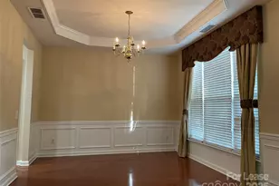 8619 Dennington Grove Ln, Charlotte, NC 28277 - Photo 4