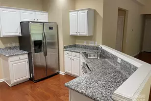 8619 Dennington Grove Ln, Charlotte, NC 28277 - Photo 8