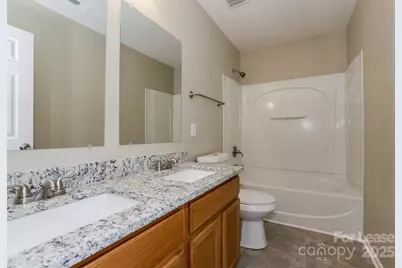 5307 Peachwood Drive, Charlotte, NC 28216 - Photo 14