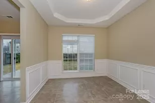 5307 Peachwood Dr, Charlotte, NC 28216 - Photo 8