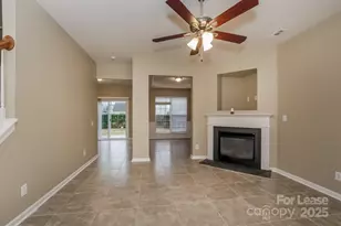 5307 Peachwood Dr, Charlotte, NC 28216 - Photo 4