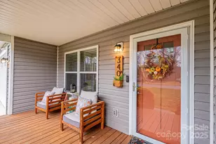 340 Woodlawn Dr, Connelly Springs, NC 28612 - Photo 18