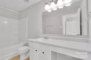 2707 Cochrane Dr, Charlotte, NC 28269 - Photo 16