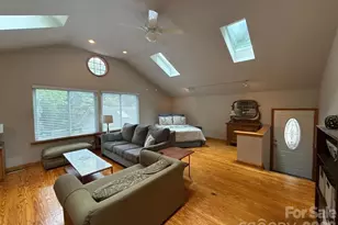 1330 Cedar Ln, Charlotte, NC 28226 - Photo 32