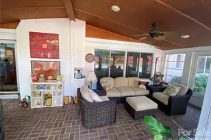 1330 Cedar Ln, Charlotte, NC 28226 - Photo 24